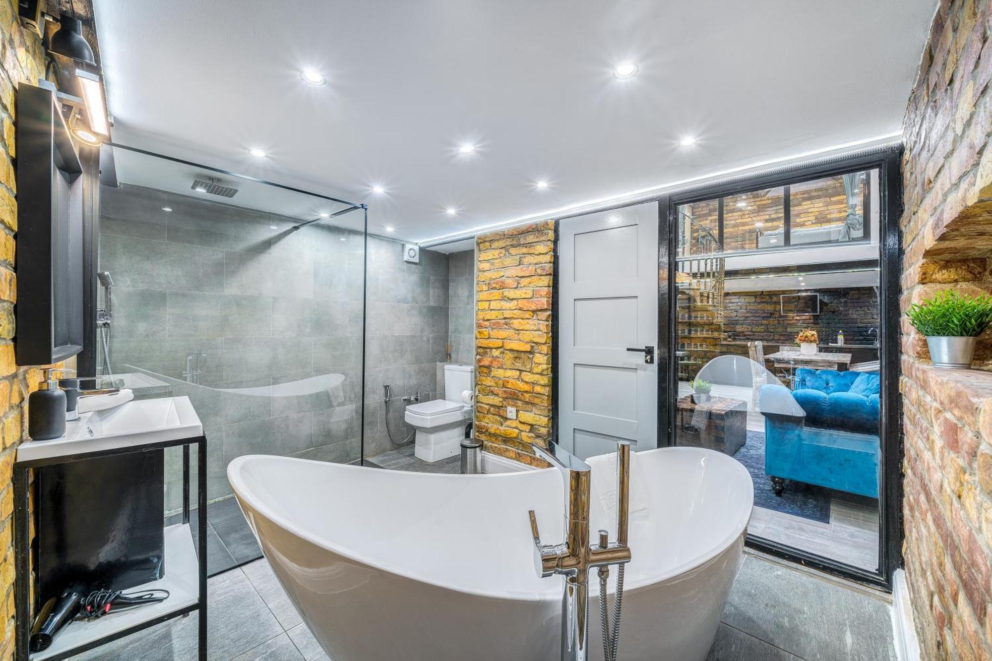 City Center Loft Haven: Modern Elegance Budapest Extérieur photo