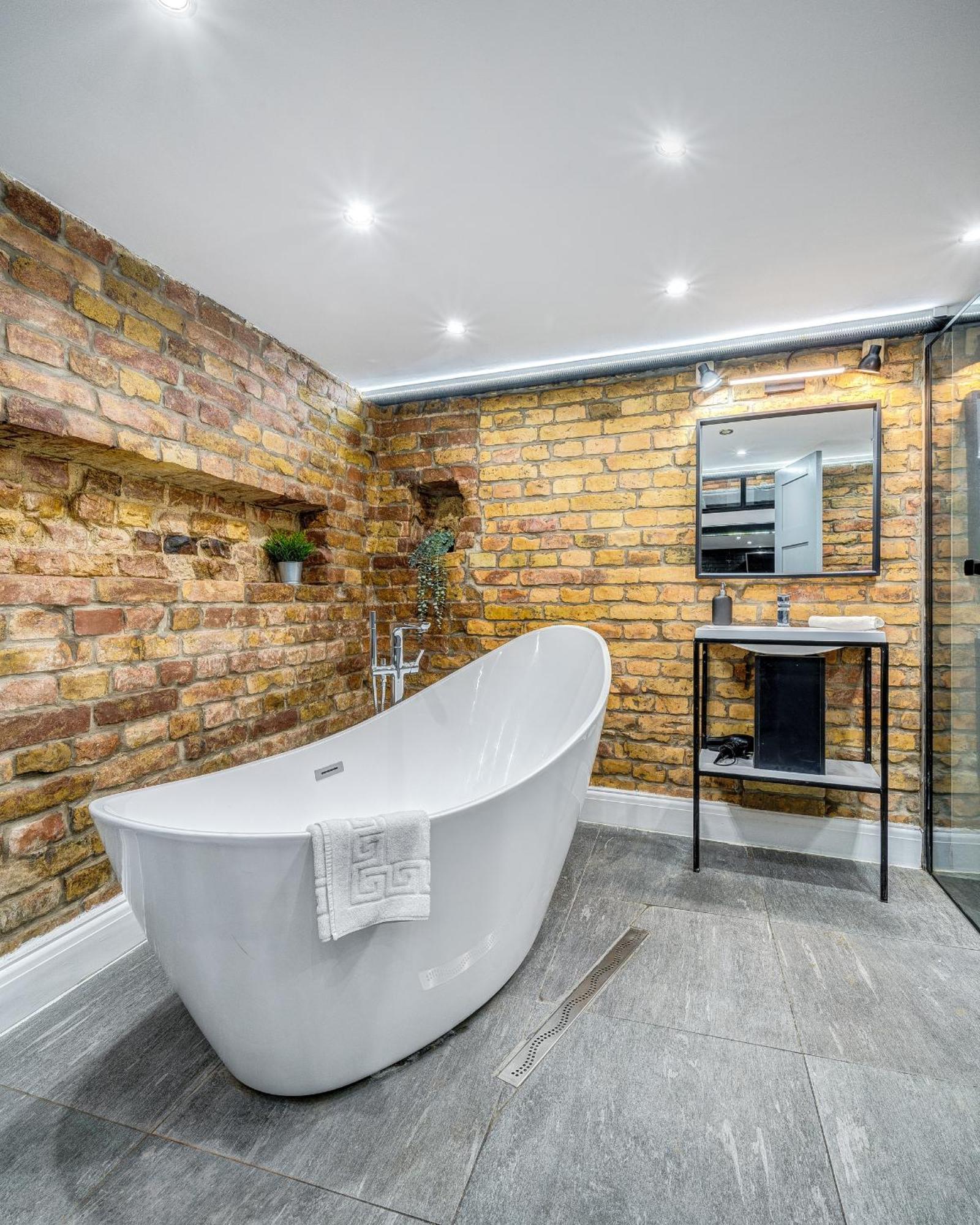 City Center Loft Haven: Modern Elegance Budapest Extérieur photo